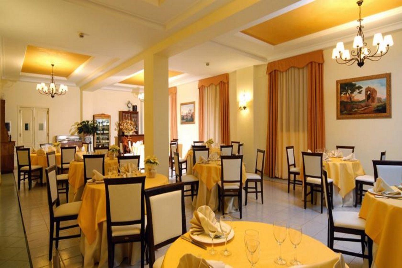 Hotel Villa Aricia أريكتشيا المظهر الخارجي الصورة
